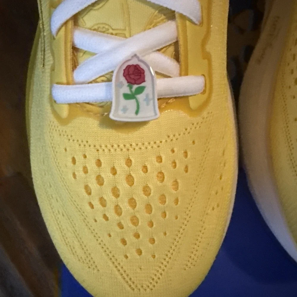 Brooks 2026 Run Disney Glycerin 23 PRINCESS BELLE Shoes Women's Size 7.5 NIB - Picture 5 of 5